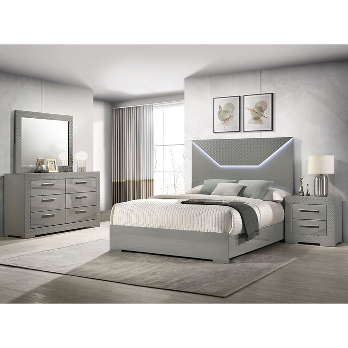 Pierce - 4 Piece Bedroom Set With LED Lighting