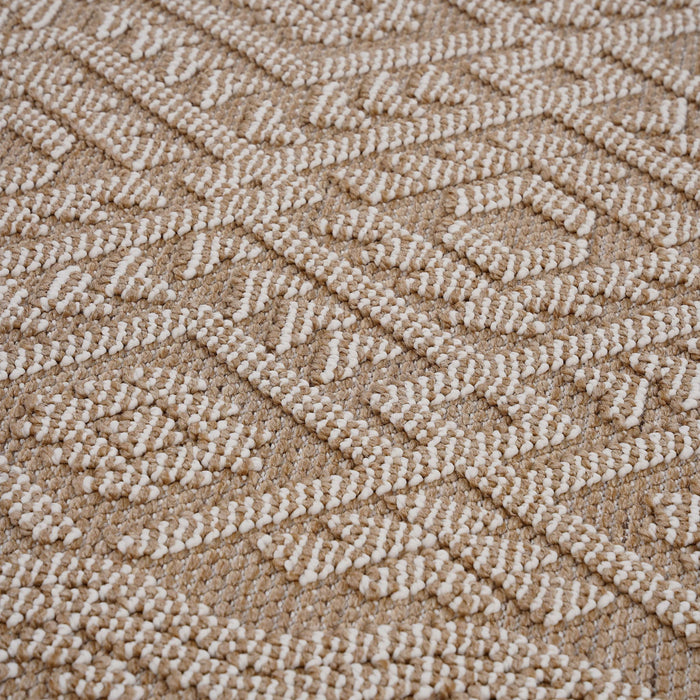 Guros - 8' X 10' Traditional Indoor / Outdoor Area Rug - Natural