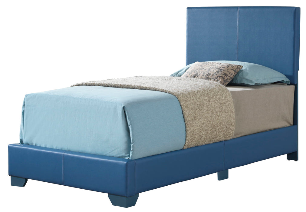 Elegant Platform Bed For Relaxed Spaces