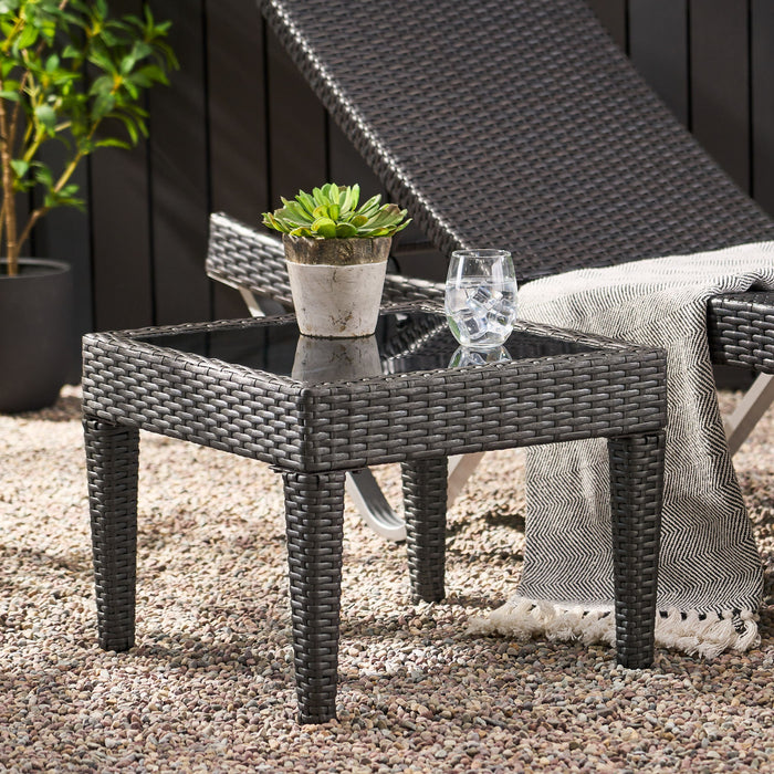 Outdoor Antibes Wicker Side Table, Accent Table - Gray