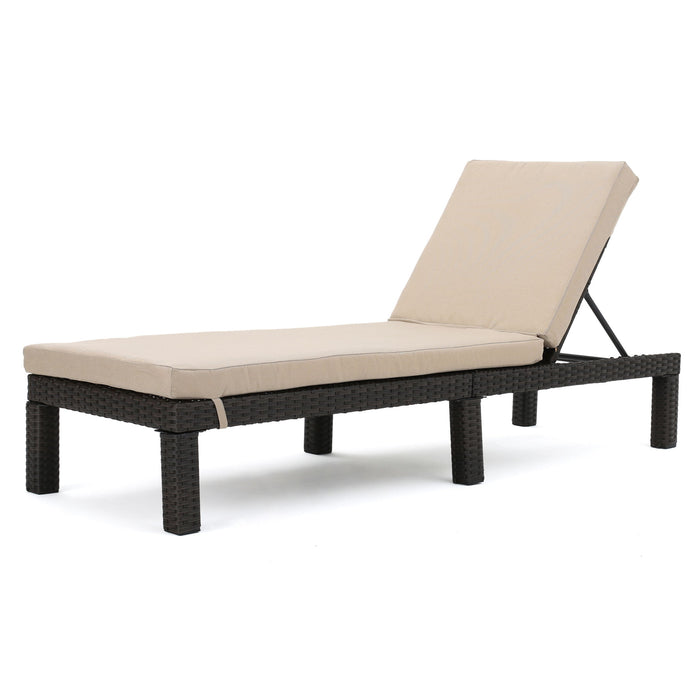 Puerta - Chaise Lounge Frame Cushion Outdoor Wicker Iron - Beige / Dark Brown