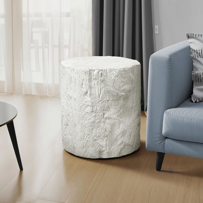 Contemporary Round Accent Table, Indoor / Outdoor