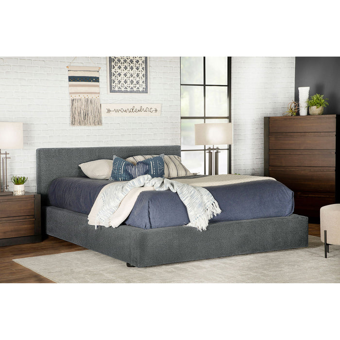 Weselyn - Platform Bed