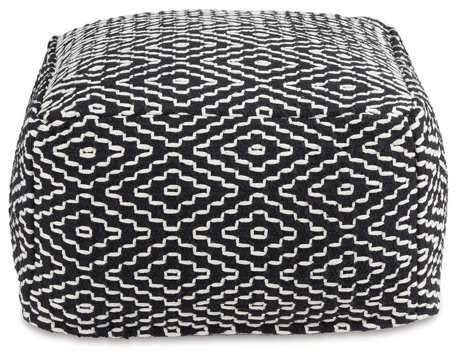 Jasett - Pouf - Black / Ivory