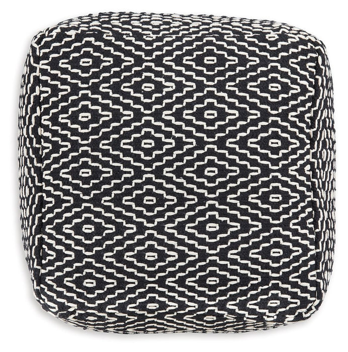Jasett - Pouf - Black / Ivory
